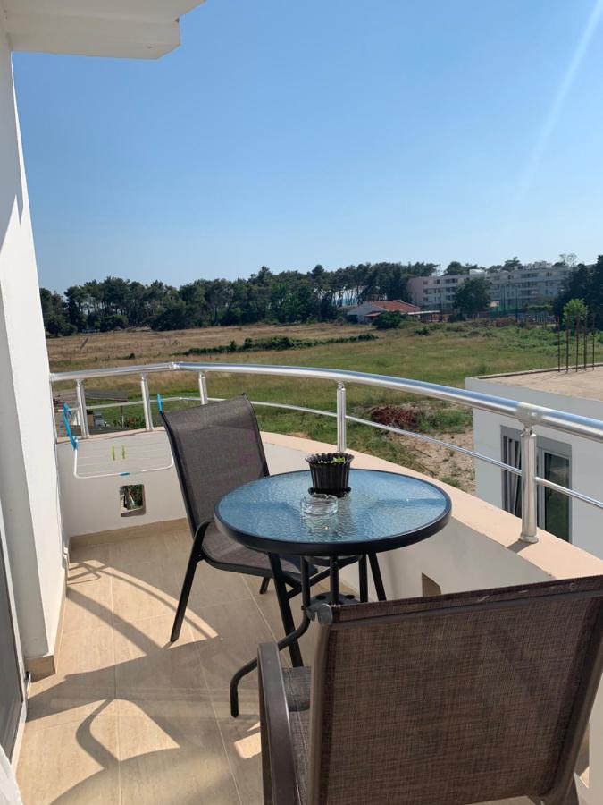 Ferienwohnung Apartmens Xhenis Lux Ulcinj Exterior foto