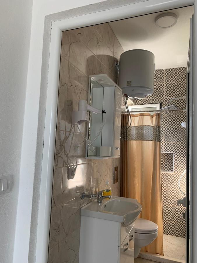 Apartmens Xhenis Lux Ulcinj Exterior foto