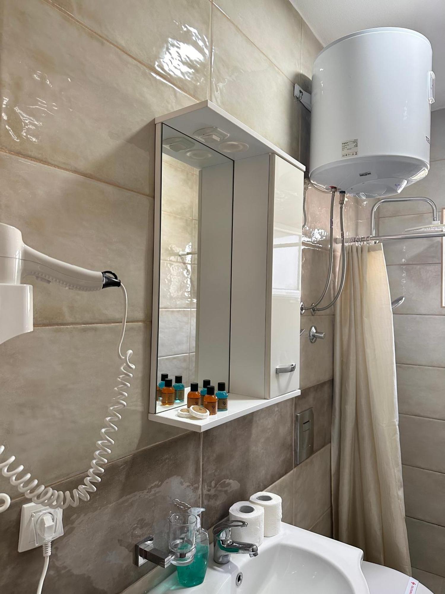 Apartmens Xhenis Lux Ulcinj Exterior foto