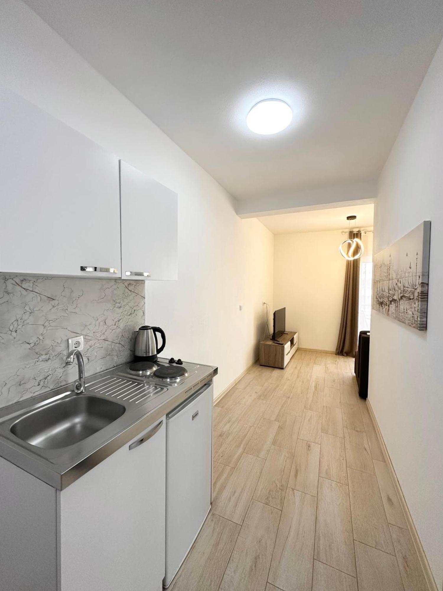 Ferienwohnung Apartmens Xhenis Lux Ulcinj Exterior foto